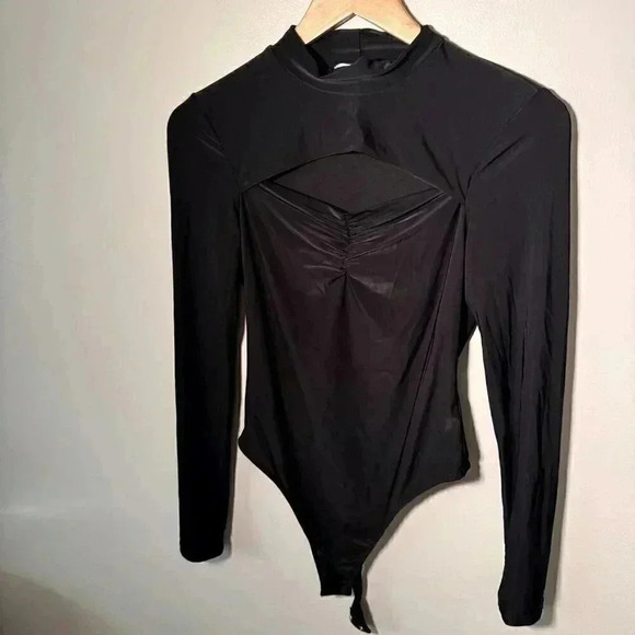 Wayf  Long Sleeve Turtleneck Small Bodysuit Cut Out - Picture 4 of 7